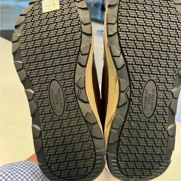 Sketchers work shoes safety toe slip resistant max cushioning size 8W - Picture 8 of 16